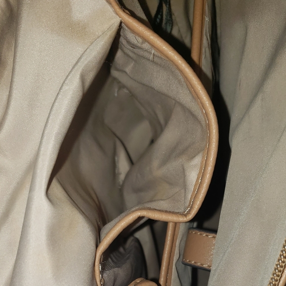 Tan purse - Picture 2 of 3